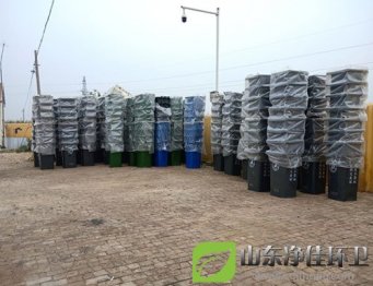 東營市鄉鎮環衛處采購鋼制掛車垃圾桶